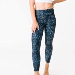 Zyia animal print scrunch leggings